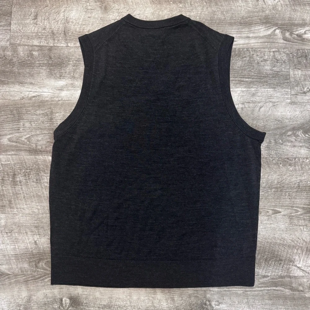 Brooks Brothers 100% Merino Wool Pullover Sweater Vest Charcoal Gray Mens Sz. L